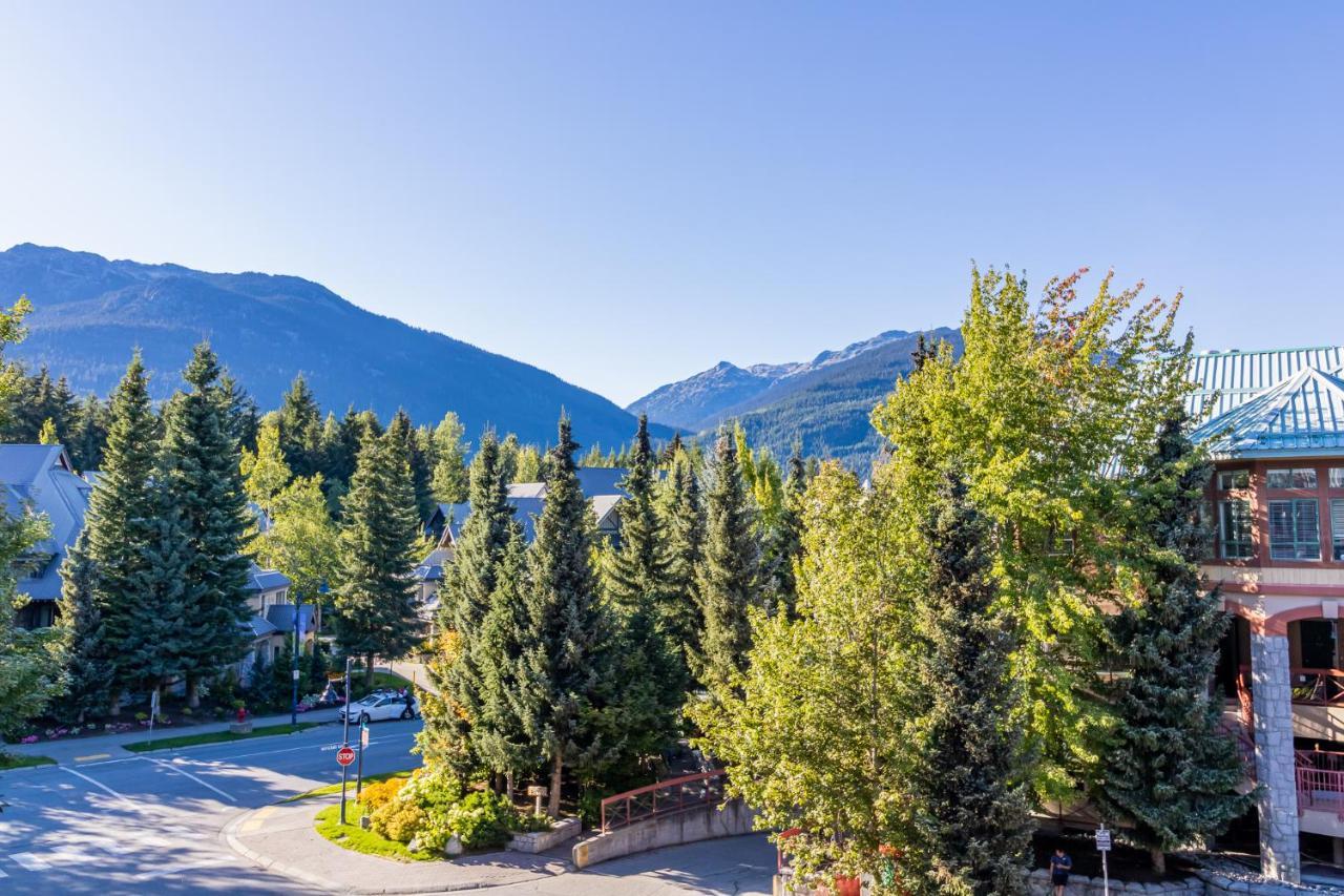 Alpenglow Lodge By Elevate Vacations Whistler Esterno foto